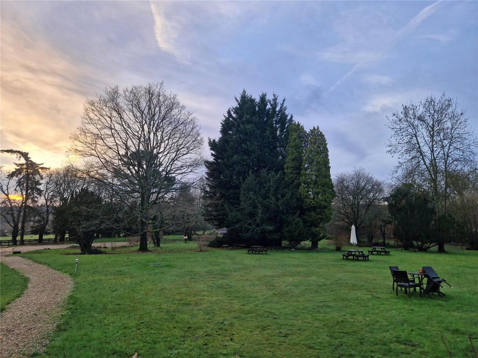 Farnham House Hotel Esterno foto