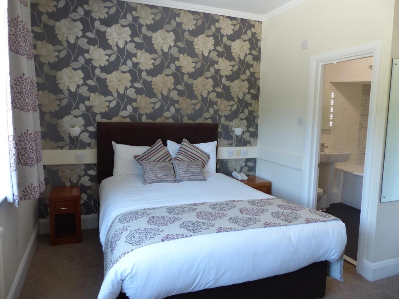 Farnham House Hotel Esterno foto