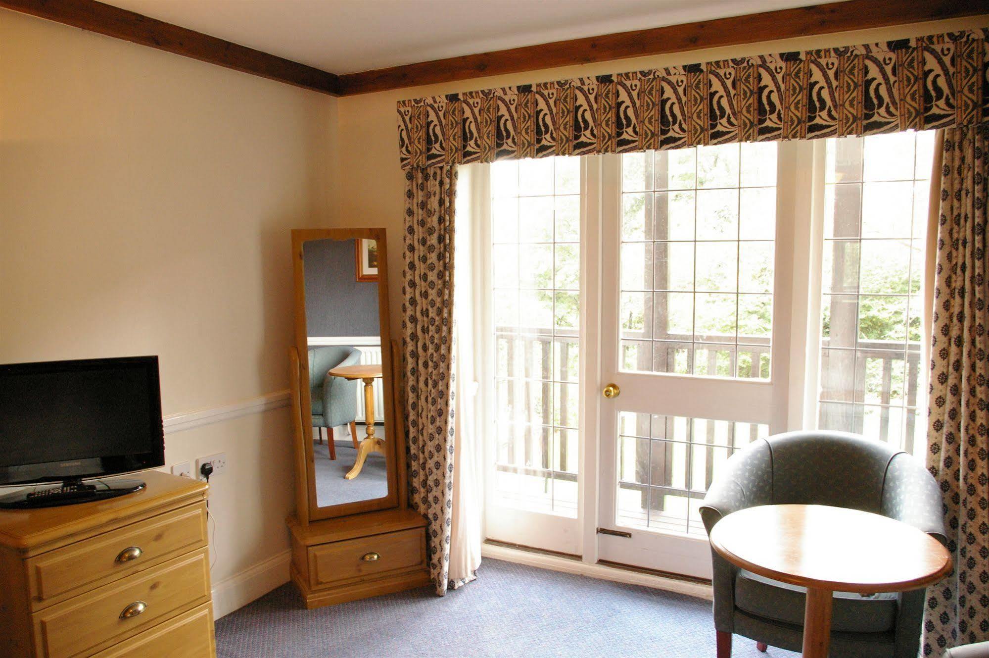 Farnham House Hotel Esterno foto